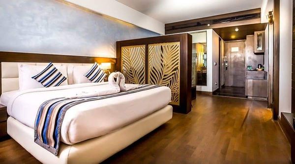 4 star hotel